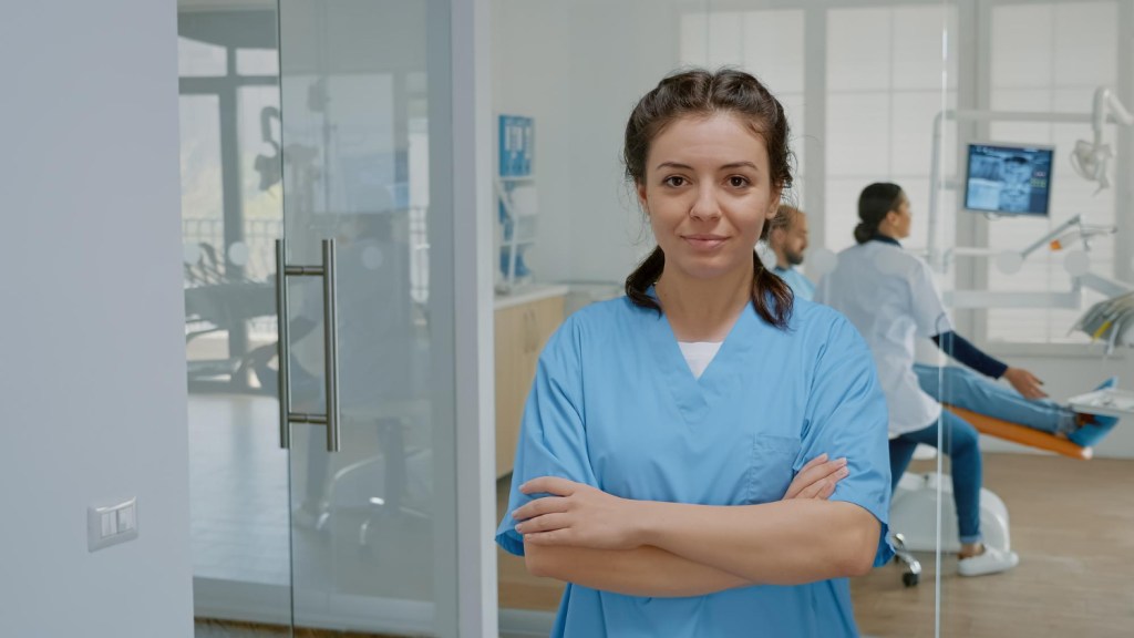 NHS Nurses Cover for Doctors: Why More UK Patients Are Choosing Private Treatment&nbsp;Abroad